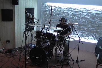 04.10.2014 Dnes začala nahrávat skupina VORAZZ. Za bicíma Pavel…