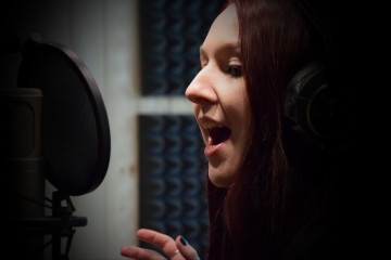 13. 12. 2014 – Arch Of Hell                             zpěvačka Terka