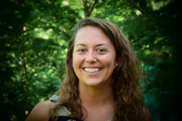 Ashley Valošek z Texasu – Houstonu namlouvá komentář v angličtině, do dokumentárního filmu o hledání zlata v České republice…