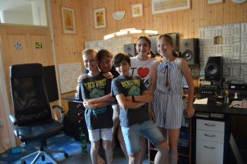 Dětská cimbálová muzika „Jamírek“… už jen hlavní zpěváci a máme hotovo