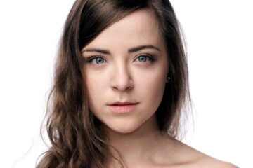 Zuzana Černá natáčí dabing hlavní postavy do filmu Red Flags….