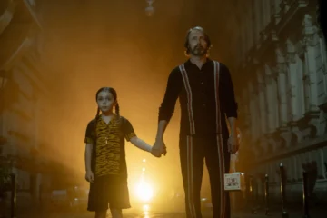 Dust Bunny – postavu záhadného souseda ( Mads Mikkelsen )bude dabovat Petr Štěpán…..