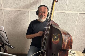 BRABENCI – Na kontrabas hraje Jirka…..