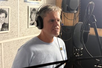Dan Vydra nahrává písničky pro děti….